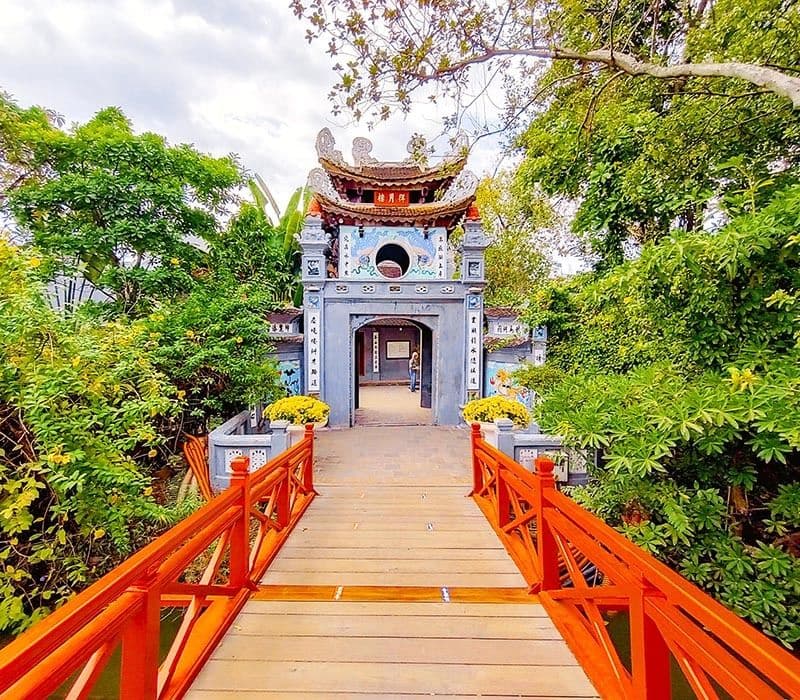 Đền Ngọc Sơn